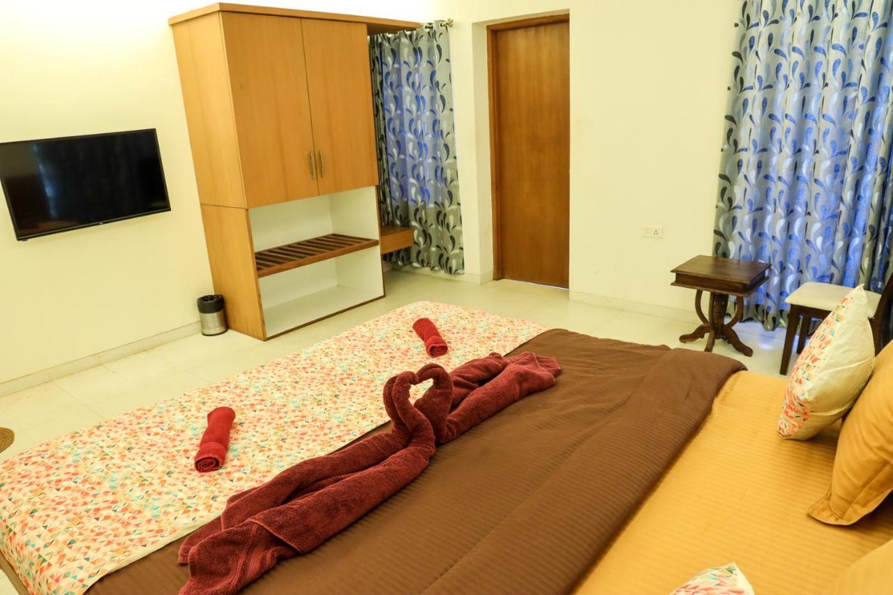 Bed and Breakfast Surya Kiran Miramar Panaji Zewnętrze zdjęcie